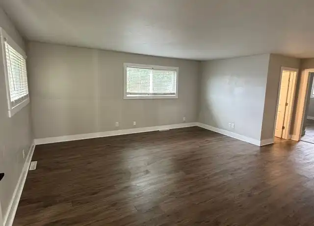 Property at 2929 E University St Unit 2929-3, Springfield, MO, 65804, 2 beds, 2 baths, [object Object]