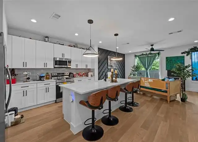 Property at 5805 Riverside Dr, Dallas, TX, 75235, 2 beds, 3.5 baths, [object Object]