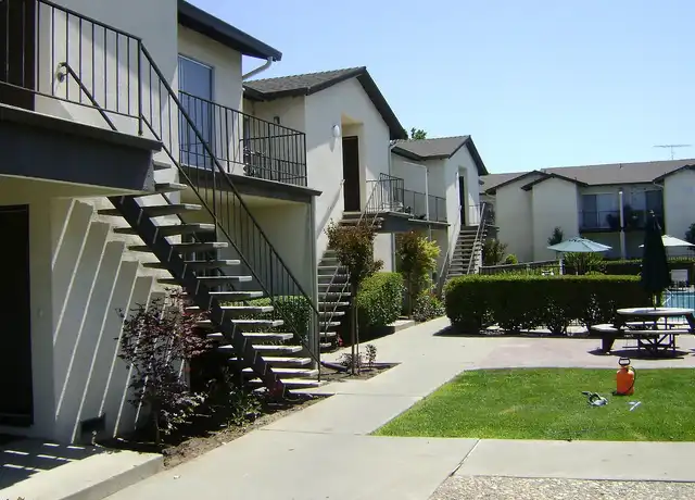 Property at Campbell Square Apartments - 240 Hollis Ave, Campbell, CA, 95008, 2 beds, 1.5 baths, [object Object]