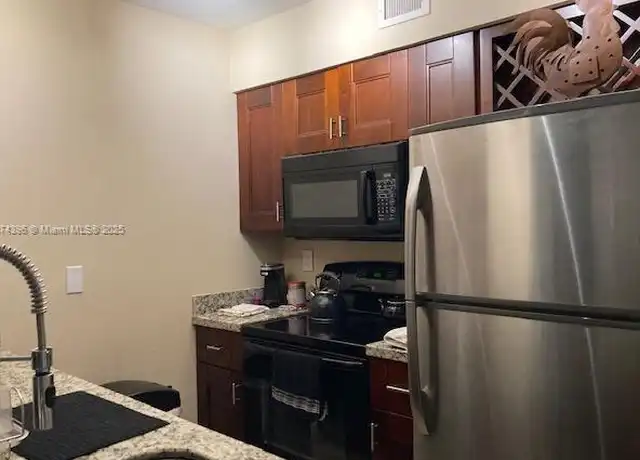 Property at 2880 N Oakland Forest Dr #206, Oakland Park, FL, 33309, 1 bed, 1 bath, [object Object]