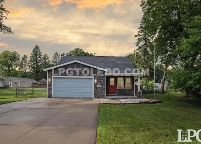 Property at 7044 Springfield Dr, Holland, OH, 43528, 3 beds, 2 baths, [object Object]