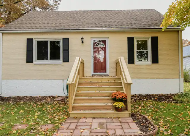 Property at 101 Blakeslee Ave, North Haven, CT, 06473, 4 beds, 2 baths, [object Object]
