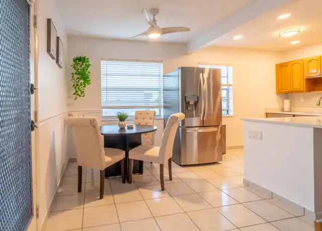 Property at 313 Burgundy G, Delray Beach, FL, 33484, 2 beds, 2 baths, [object Object]