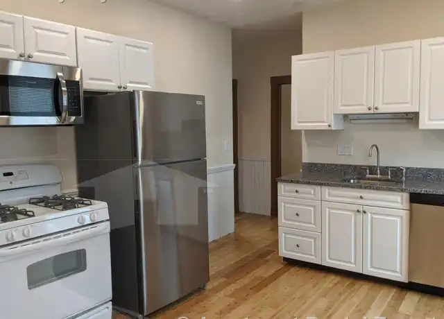 Property at 79 Belknap St Unit 3, Somerville, MA, 02144, 3 beds, 1 bath, [object Object]