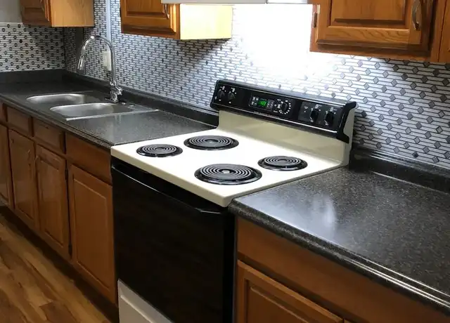 Property at 420 Howard Ave, Lancaster, PA, 17602, 3 beds, 1 bath, [object Object]