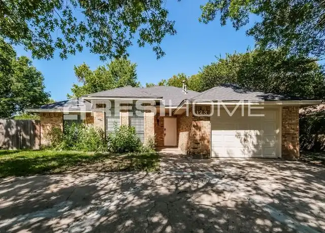 Property at 123 Mesa Wood Dr, Glenn Heights, TX, 75154, 3 beds, 2 baths, [object Object]