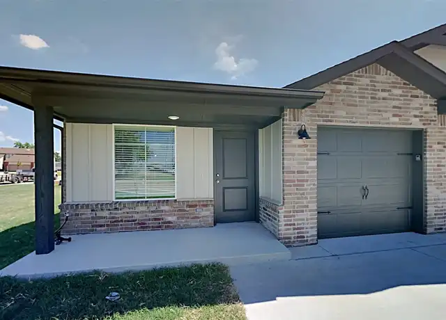 Property at 11204 Breckenridge Ln, Oklahoma City, OK, 73114, 2 beds, 2 baths, [object Object]