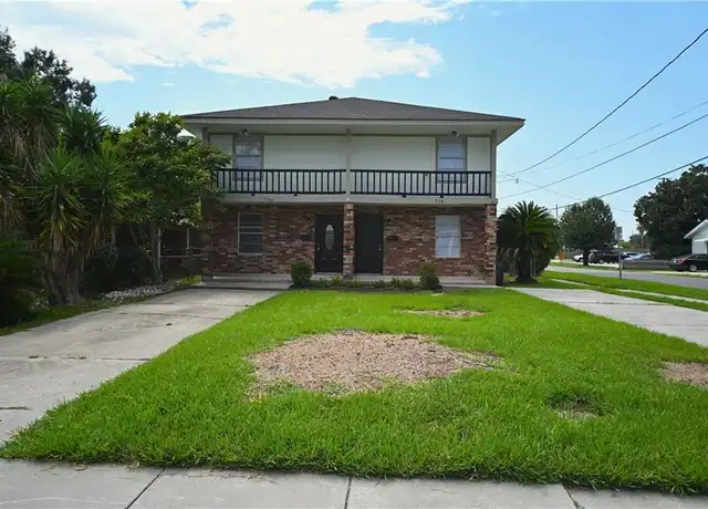 Property at 716 N Woodlawn Ave, Metairie, LA, 70001, 3 beds, 2.5 baths, [object Object]