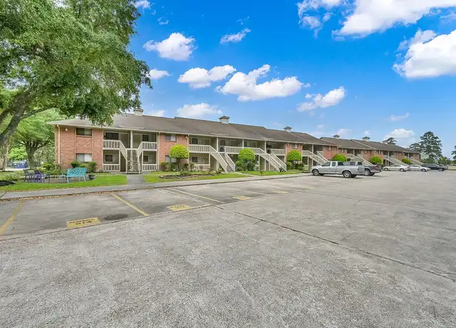 Property at Lakeview Point Apartments - 14949 Highway 105 W, Montgomery, TX, 77356, 2 beds, 2 baths, [object Object]