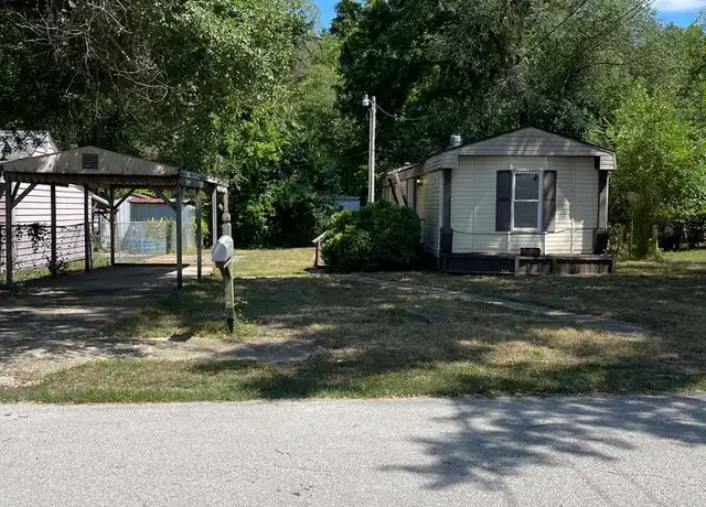 Property at 705 Pike St, Waynesville, MO, 65583, 2 beds, 2 baths, [object Object]