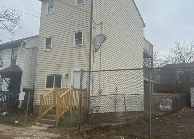 Property at 127 Haven St, New Haven, CT, 06513, 4 beds, 2 baths, [object Object]