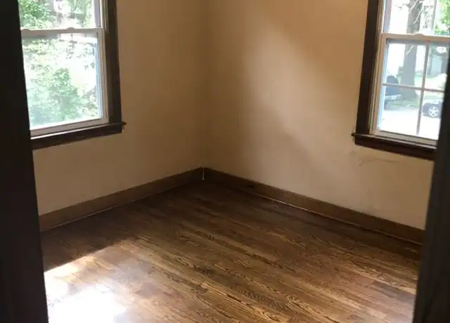 Property at 420 Olive St Unit 1, Leavenworth, KS, 66048, 1 bed, 1 bath, [object Object]