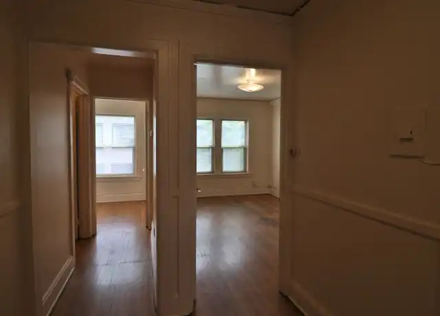 Property at 1315 NE 47th St Unit D, Seattle, WA, 98105, 1 bed, 1 bath, [object Object]