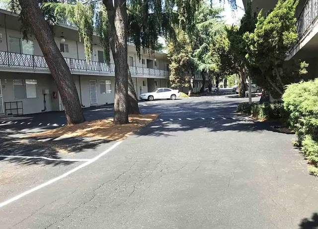 Photo of 1260 N Bascom Ave, San Jose, CA 95128