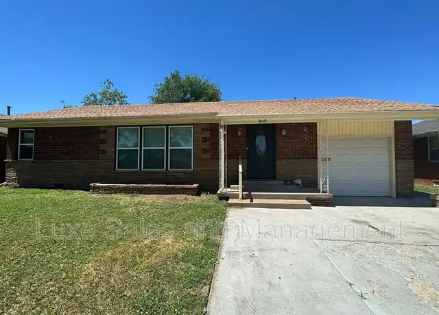 Property at 2119 Murray Dr, Oklahoma City, OK, 73110, 3 beds, 2 baths, [object Object]