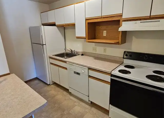 Property at 260 Murdock St Unit 214, Tomah, WI, 54660, 0 beds, 1 bath, [object Object]