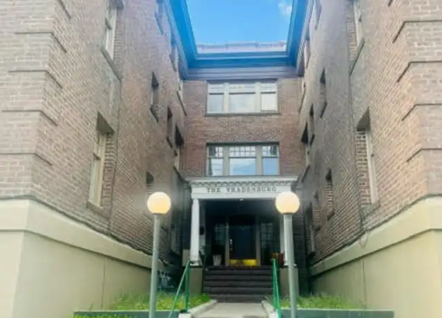 Property at 207 Yakima St Unit 210, Wenatchee, WA, 98801, 1 bed, 1 bath, [object Object]