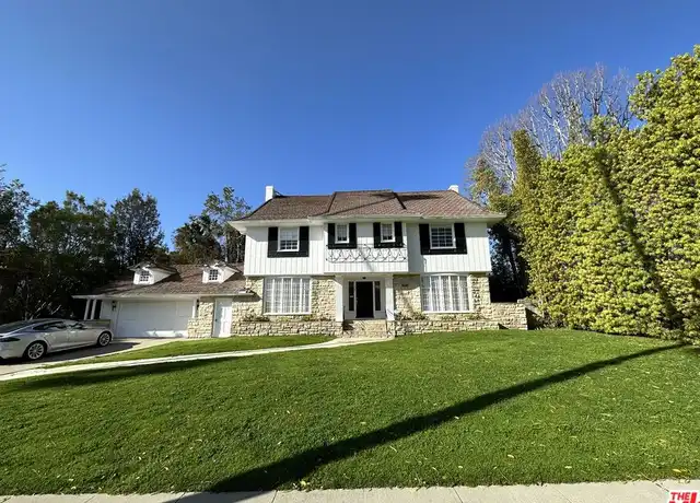 Property at 619 N Canon Dr, Beverly Hills, CA, 90210, 5 beds, 4.5 baths, [object Object]