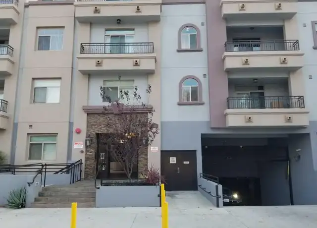 Property at 11100 Riverside Dr, North Hollywood, CA, 91602, 3 beds, 2 baths, [object Object]
