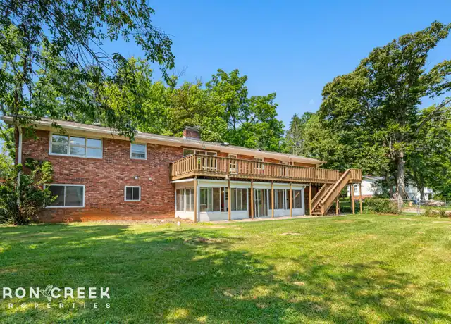 Property at 34 W Oakview Rd, Asheville, NC, 28806, 3 beds, 3 baths, [object Object]