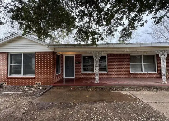 Property at 3805 Parkwood St, Waco, TX, 76710, 3 beds, 1 bath, [object Object]
