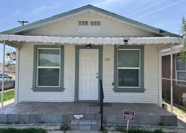 Property at 201 Decatur St, Bakersfield, CA, 93308, 3 beds, 2 baths, [object Object]