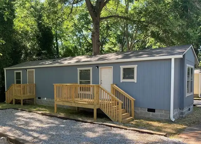 Property at 888 Oglethorpe Ave Unit 2, Athens, GA, 30606, 2 beds, 1 bath, [object Object]
