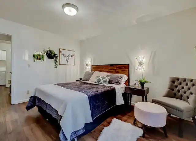 Property at Brentwood Estates - 317 30th St, Springfield, OR, 97478, 2-3 beds, 2 baths, [object Object]