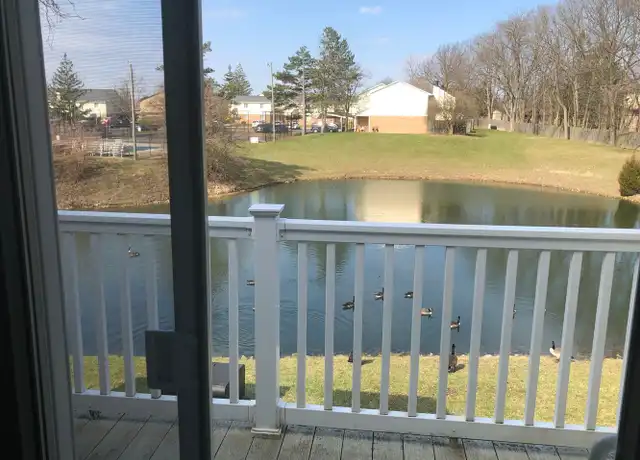 Property at 5810 Meadows Dr Unit 5728H, Fort Wayne, IN, 46804, 1 bed, 1 bath, [object Object]