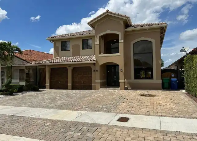 Property at 14441 SW 33rd St, Miami, FL, 33175, 5 beds, 4.5 baths, [object Object]