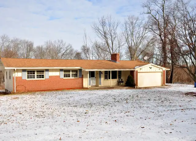Property at 25 School St, East Granby, CT, 06026, 4 beds, 2 baths, [object Object]