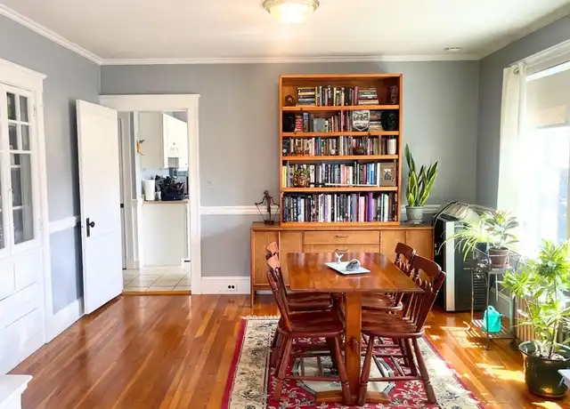 Property at 174 Ocean Ave W Unit 2, Salem, MA, 01970, 2 beds, 1 bath, [object Object]