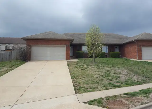Property at 1009-1011 N 25th St, Ozark, MO, 65721, 3 beds, 2 baths, [object Object]