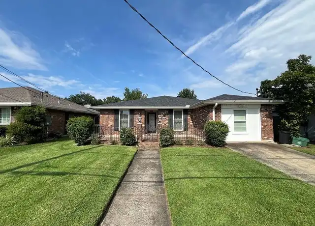 Property at 1913 Apple St, Metairie, LA, 70001, 4 beds, 2 baths, [object Object]