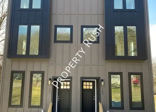 Property at 144 Signal Hills Dr Unit 142, Chattanooga, TN, 37405, 3 beds, 2.5 baths, [object Object]