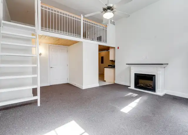 Property at 1321 E Main St Unit 203, Richmond, VA, 23219, 1 bed, 1 bath, [object Object]