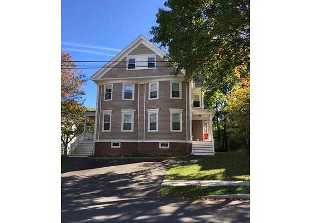 Photo of 204 Rockland St, Portsmouth, NH 03801