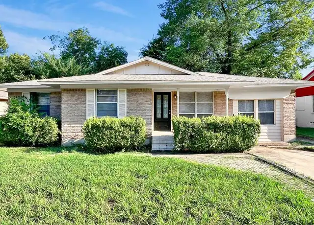 Property at 920 Manhattan Dr, Denton, TX, 76209, 3 beds, 2 baths, [object Object]