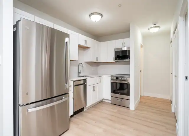 Property at 162 Summer St Unit 11, Somerville, MA, 02143, 1 bed, 1 bath, [object Object]