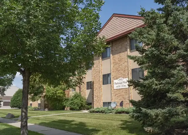 Property at Parkwood East & West - 3331 15th Ave S, Fargo, ND, 58103, 1-2 bed, 0.5-1 baths, [object Object]