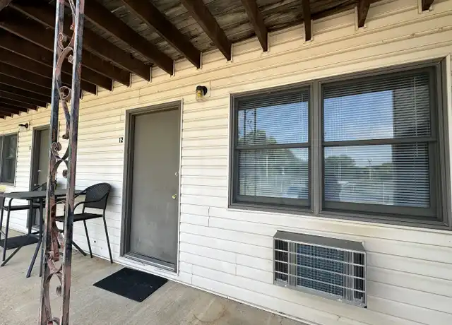 Property at 901 N Park Ave Unit 12, Salem, MO, 65560, 1 bed, 1 bath, [object Object]