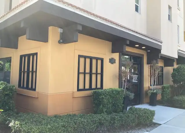Property at 200 4th Ave S, St. Petersburg, FL, 33701, 2 beds, 2 baths, [object Object]