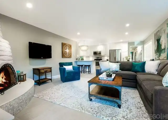 Property at 337 Rosemont St, La Jolla, CA, 92037, 2 beds, 2 baths, [object Object]
