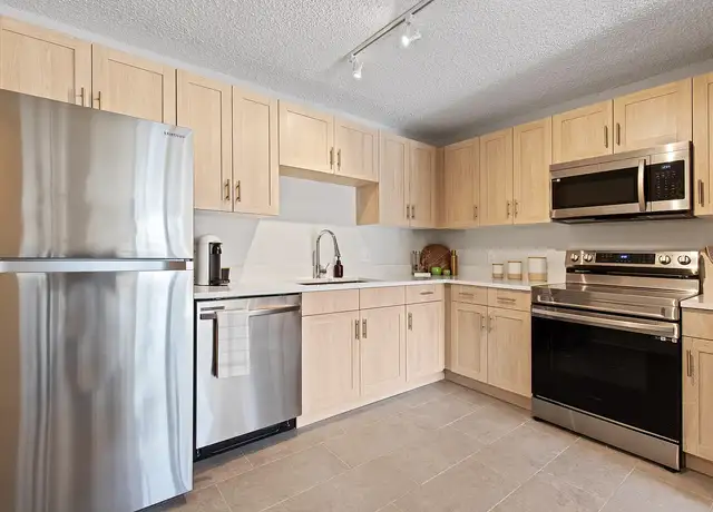 Photo of 2950 Bixby Ln, Boulder, CO 80303