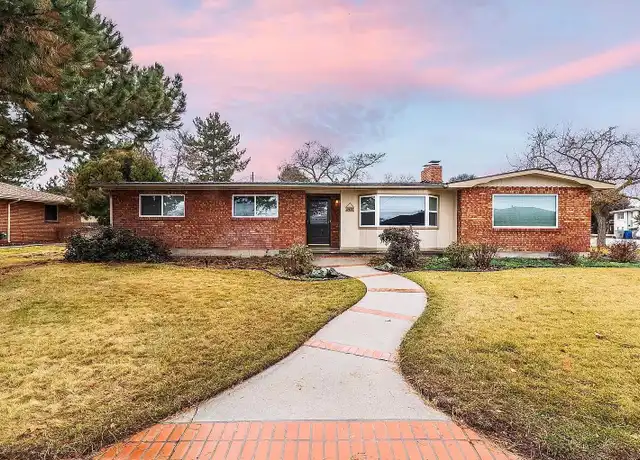 Property at 3411 W Hillcrest Dr, Boise, ID, 83705, 3 beds, 2 baths, [object Object]