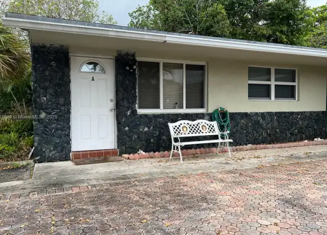 Property at 101 SE 5th St Unit A, Dania Beach, FL, 33004, 2 beds, 1 bath, [object Object]