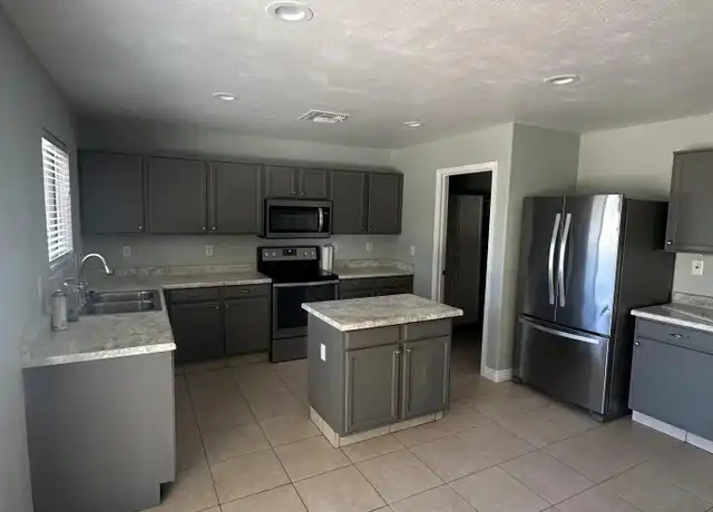Property at 941 E Denim Trl, San Tan Valley, AZ, 85143, 4 beds, 2.5 baths, [object Object]
