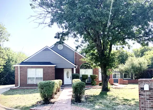 Property at 112 Marvin Gdns, Waxahachie, TX, 75165, 3 beds, 2 baths, [object Object]