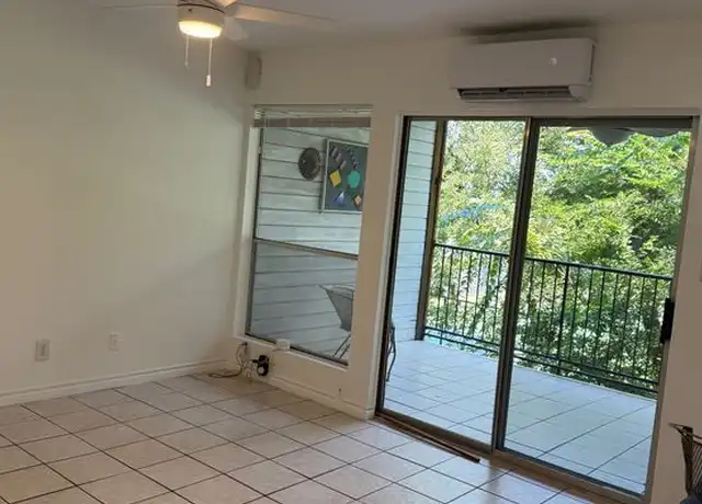 Property at 1214 Barton Hills Dr #207, Austin, TX, 78704, 1 bed, 1 bath, [object Object]