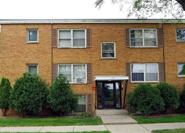 Property at Adrian Street Flats - 1529 Adrian St, Saint Paul, MN, 55102, 1 bed, 1 bath, [object Object]